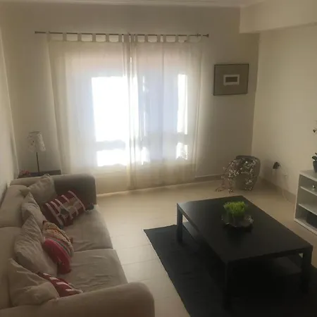 アパート Cabanas Apartment