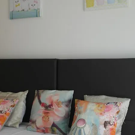 Cabanas Apartment タヴィラ