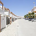 アパート Cabanas Apartment タヴィラ