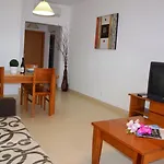 Cabanas Apartment * タヴィラ