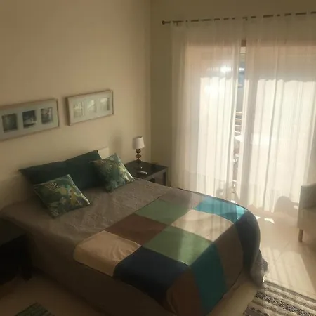 Cabanas Apartment 타비라